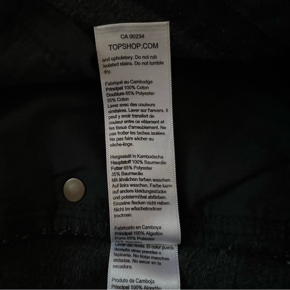 Topshop Denim A-line Mom Short in Washed Black - Picture 13 of 13